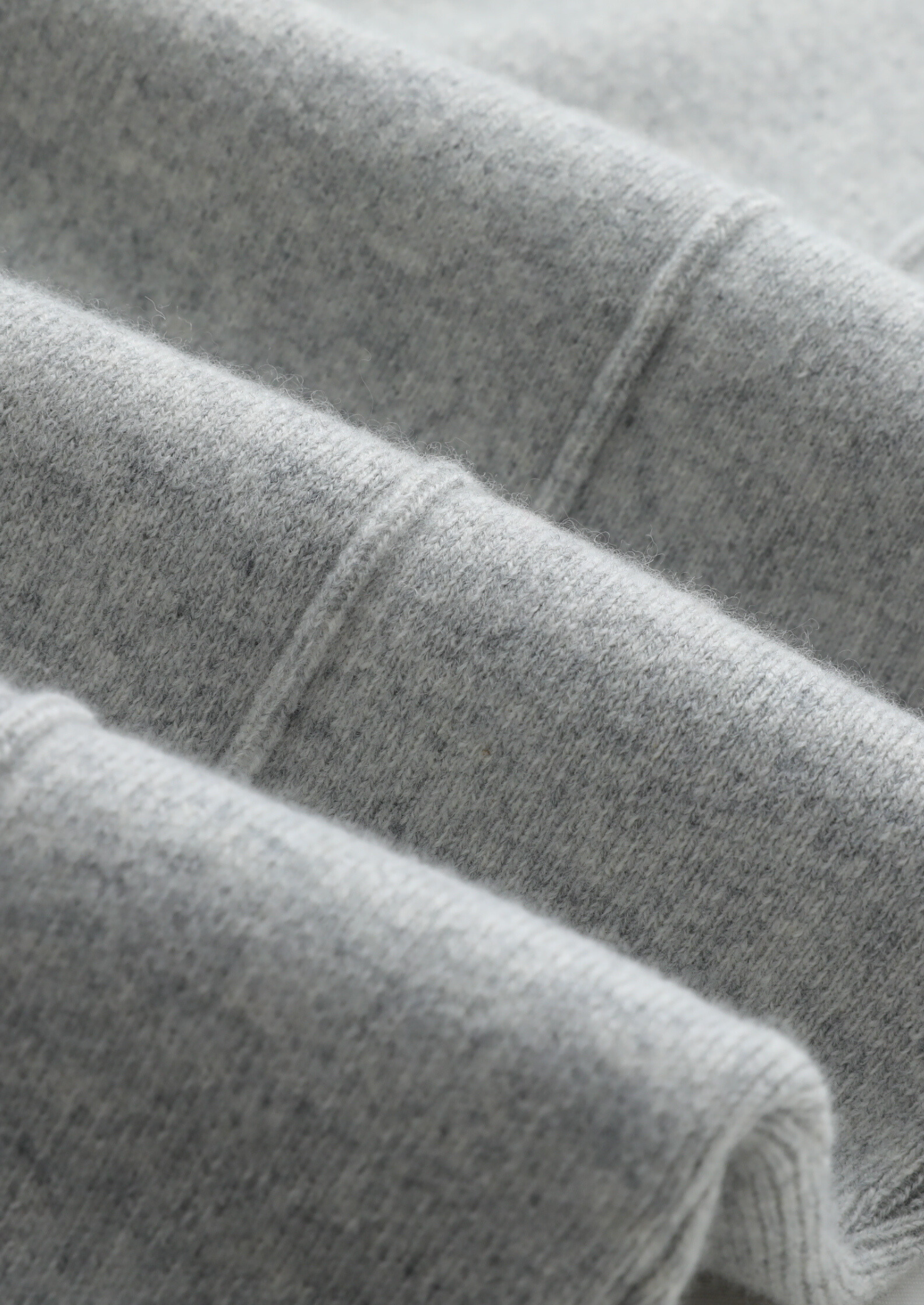 Pure Merino Wool Light Gray Milano Set