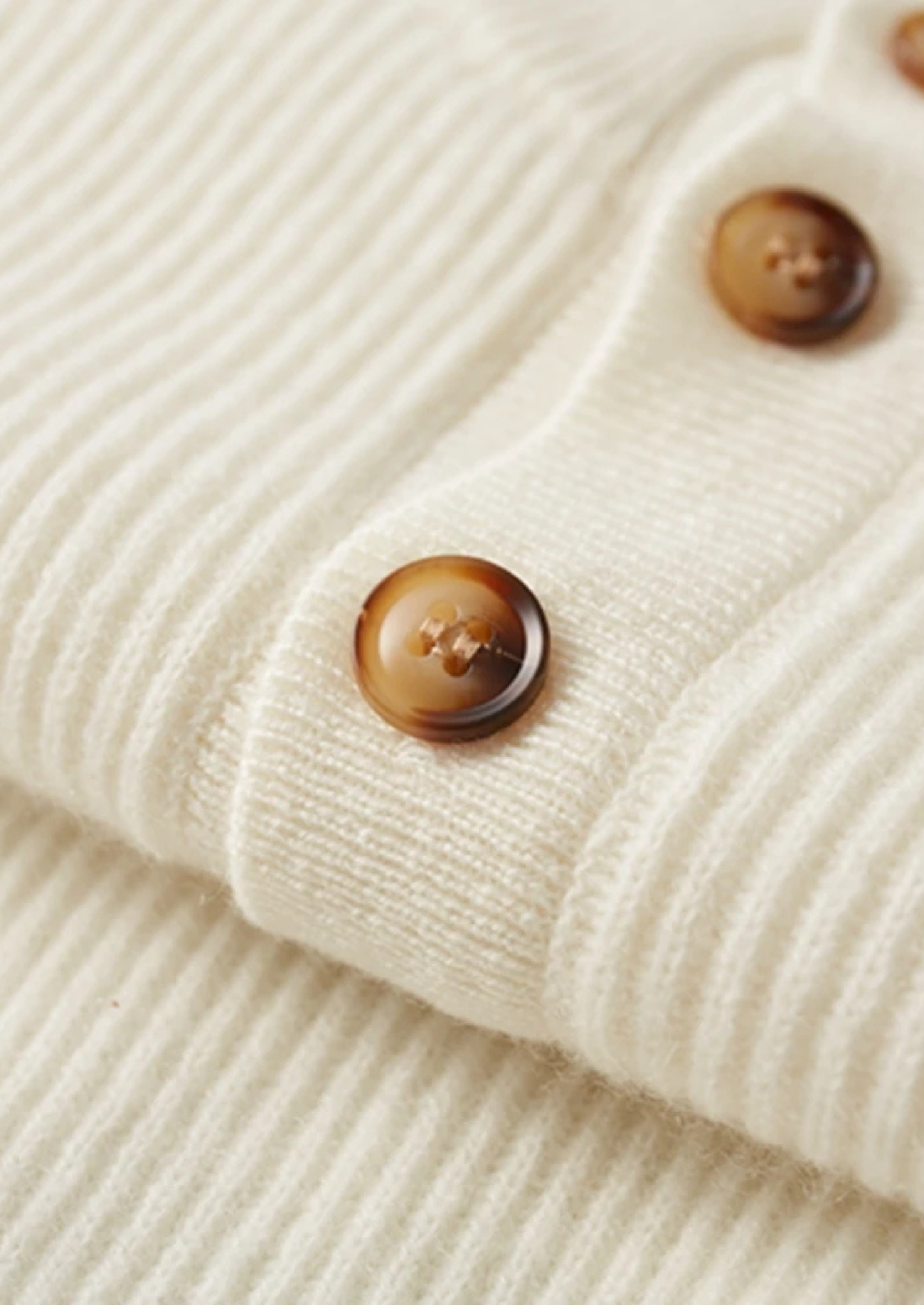 Cashmere Classic Ribbed Henley Sweater