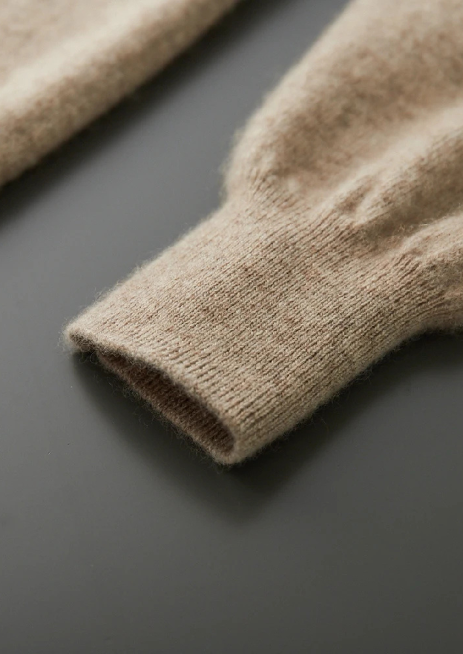 Pure Merino Wool Raglan Mockneck