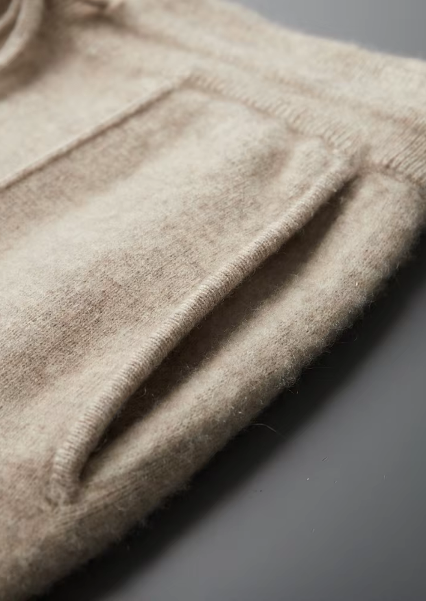 Cashmere Leisure Trousers