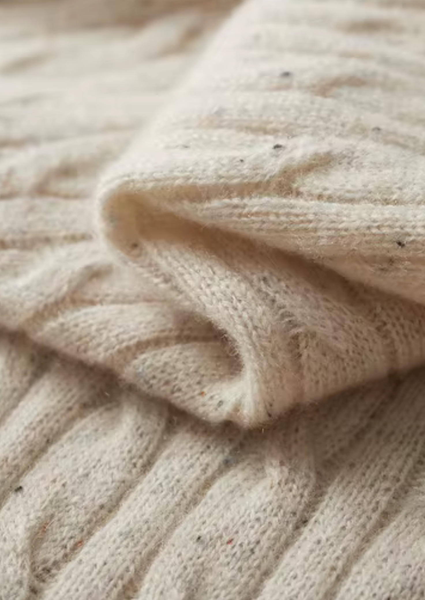Pure Merino Wool Nepped Cable Crewneck