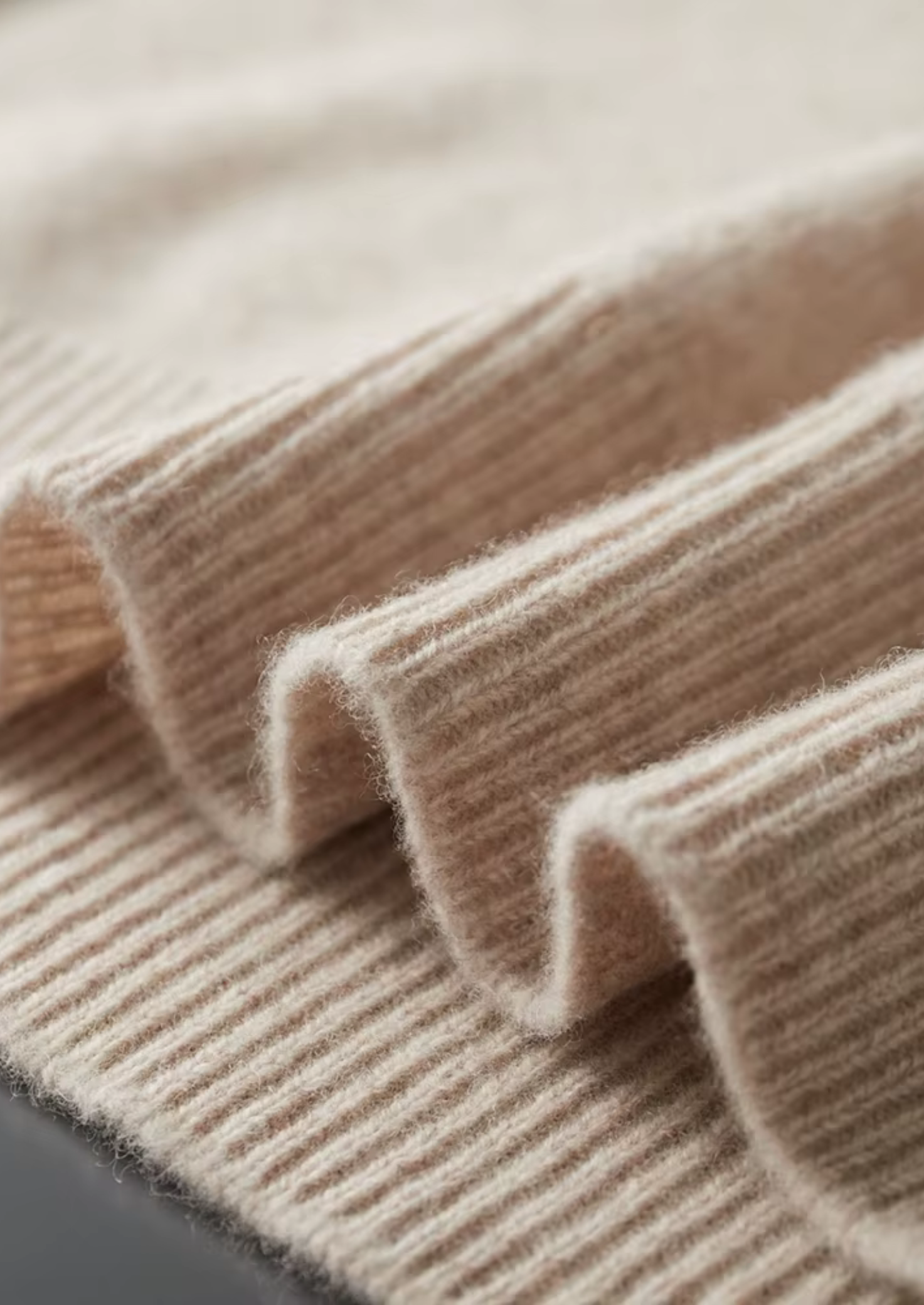 Pure Merino Wool Button Hoodie