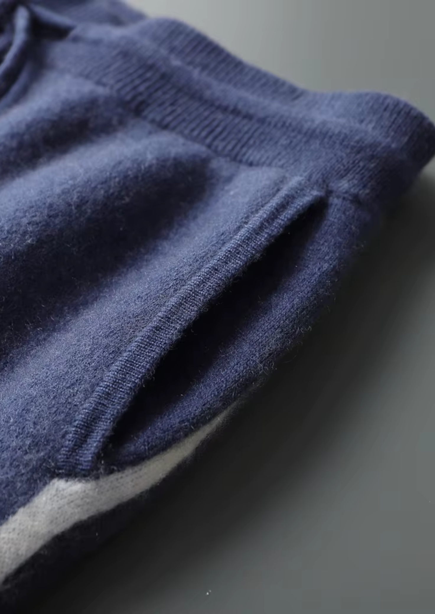 Cashmere Luca Leisure Set