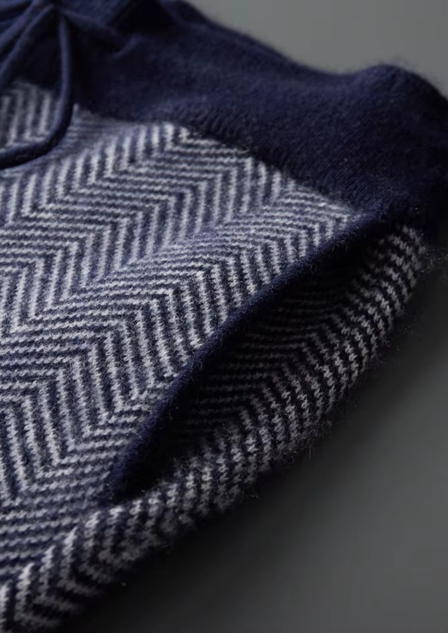 Pure Merino Wool Herringbone Set