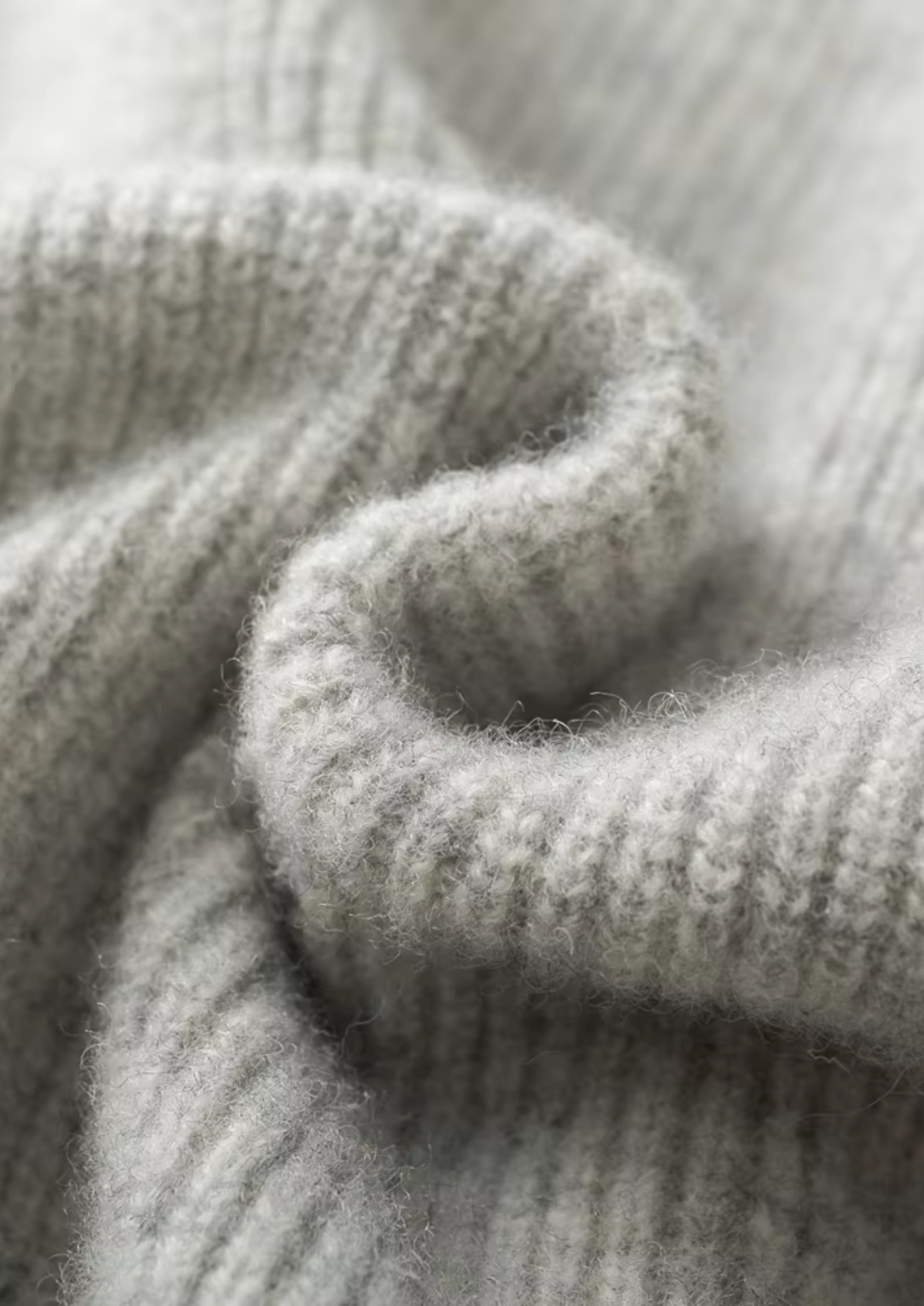 Pure Merino Wool Ribbed Zip Hoodie