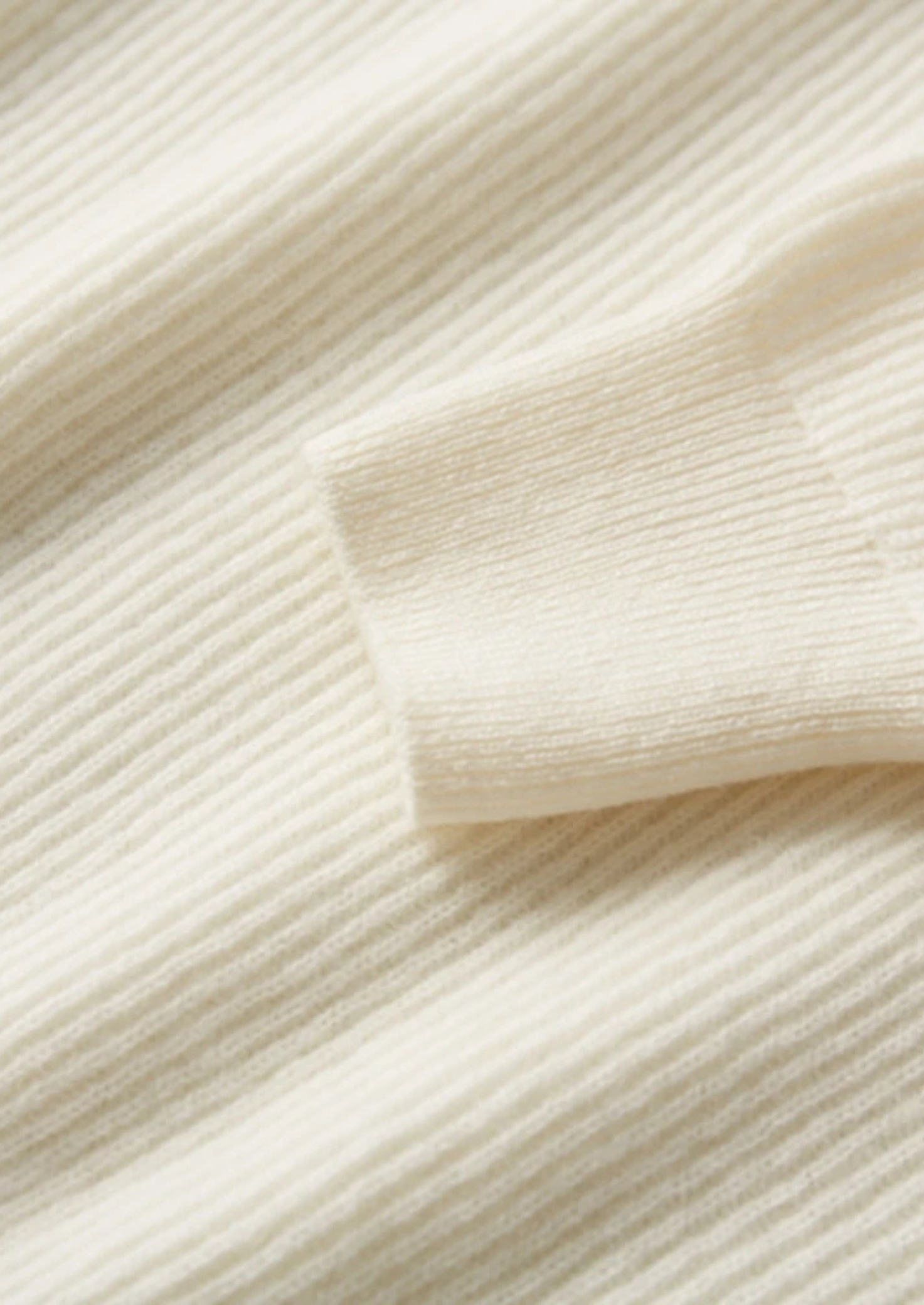 Cashmere Classic Ribbed Henley Sweater
