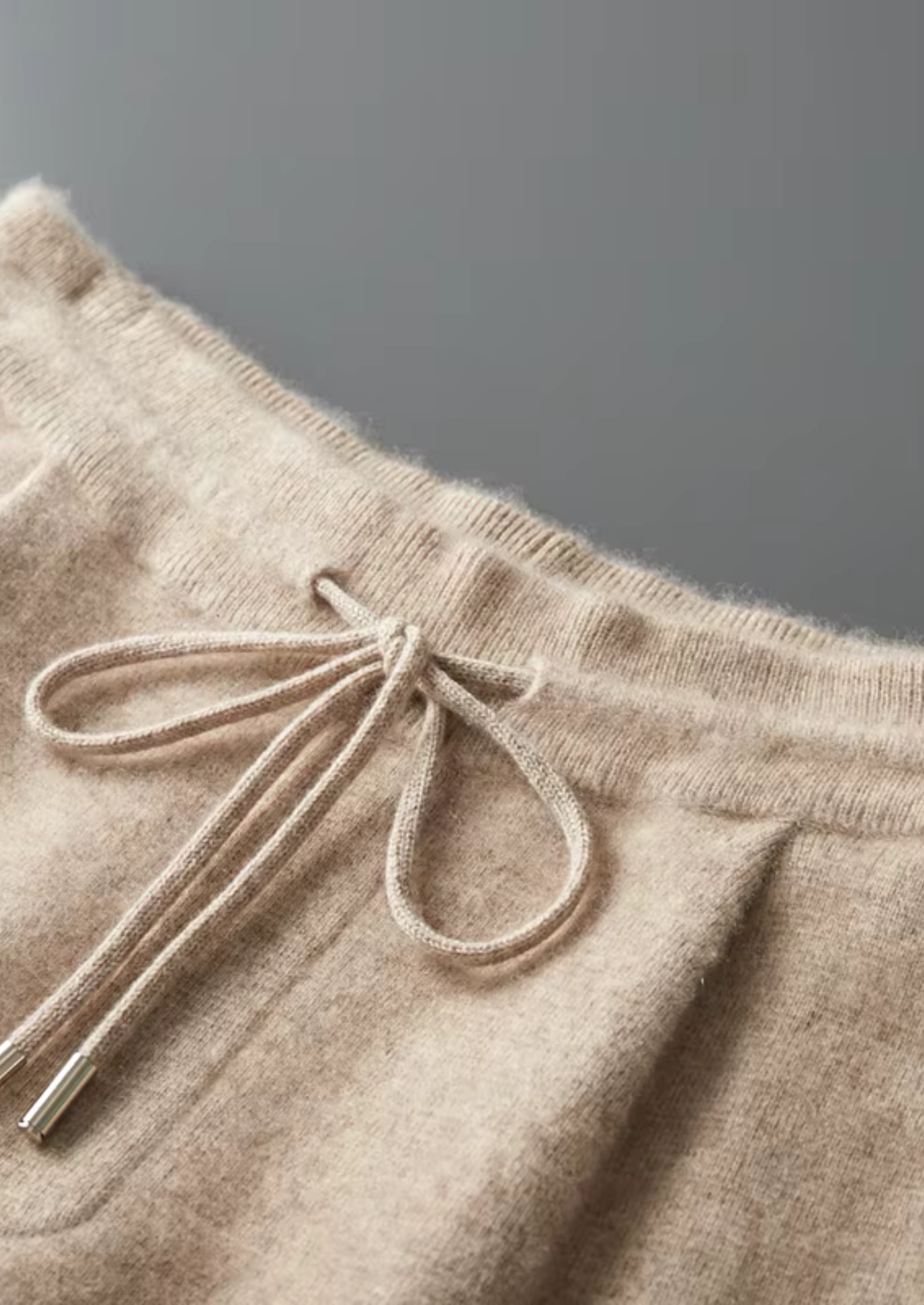 Cashmere Pleated Trousers