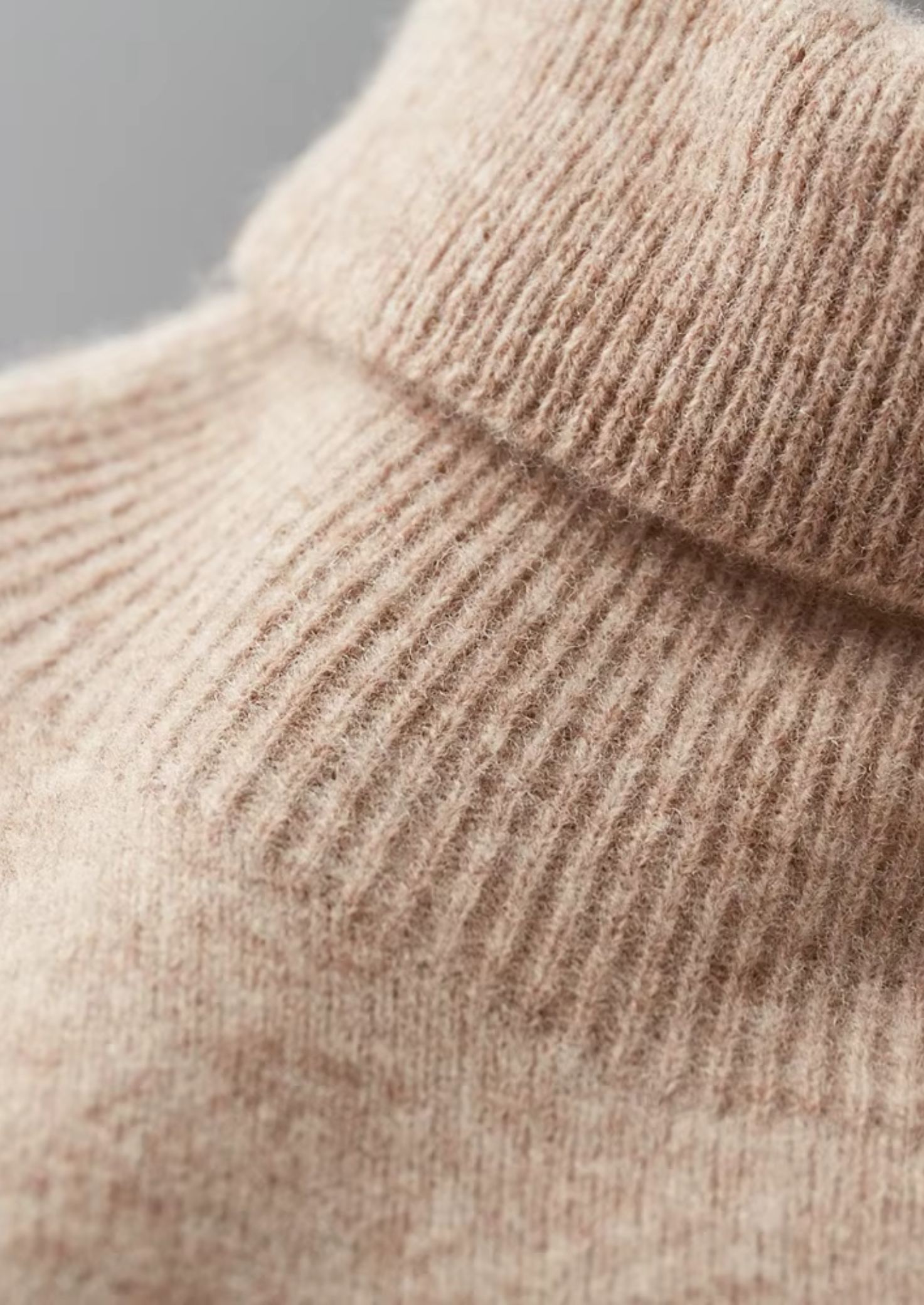Pure Merino Wool Essential Rollneck