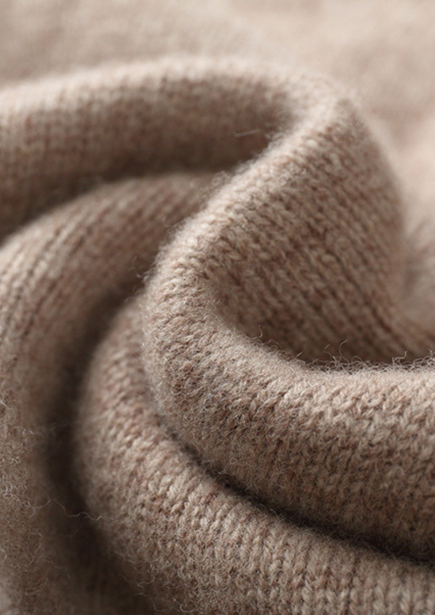 Pure Merino Wool Cable Crewneck